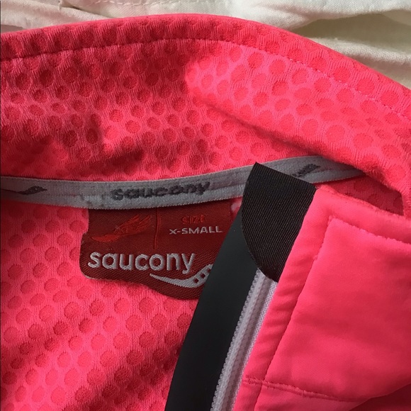 Running Jacket - Picture 3 of 4